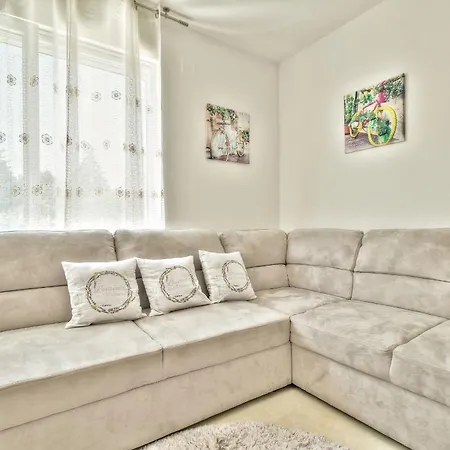 Apartment Dolce Zambratija (Istria)